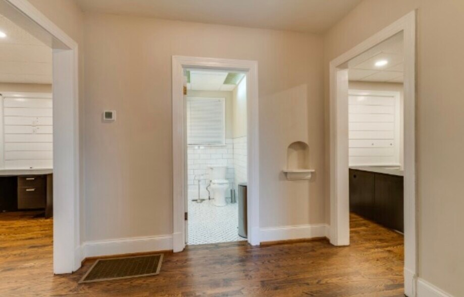 More Photos Of 2927 Dickerson Pike, Nashville Loft Creative Space For Sale