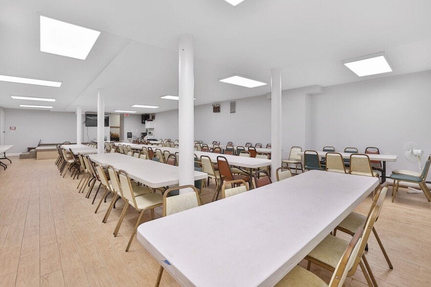 More Photos Of 668 E 222nd St, Bronx Religious Facility For Sale