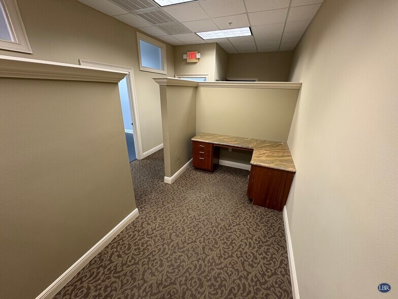 More Photos Of 830 Executive Ln, Rockledge Office For Lease