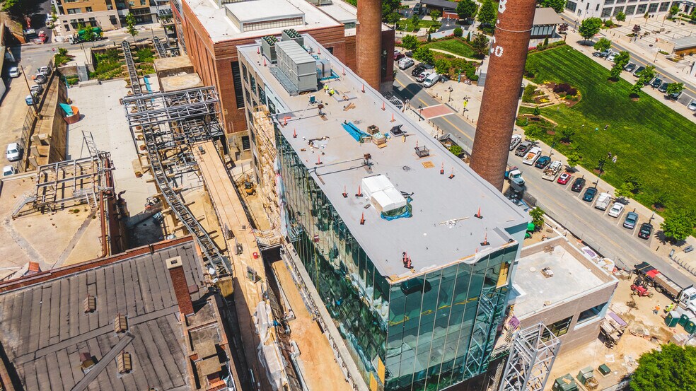 More Photos Of 450 N Patterson Ave, Winston-Salem Office For Lease