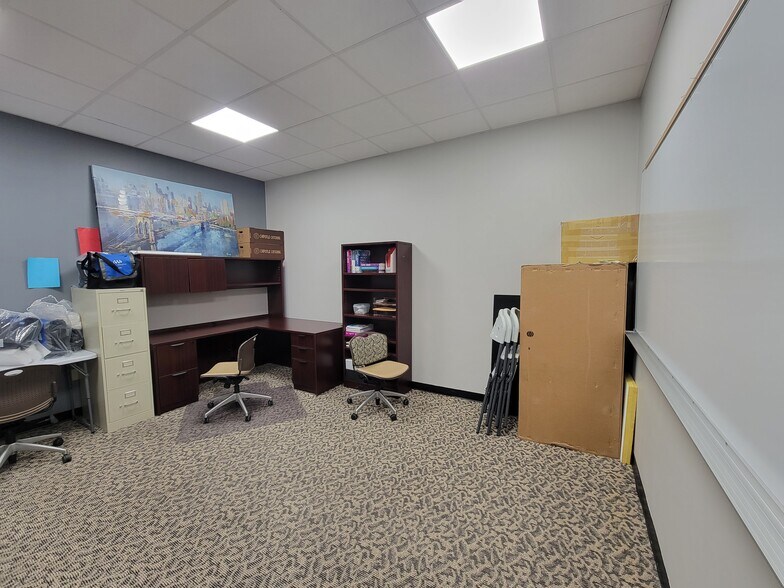 More Photos Of 114 S Main Ave, Sioux Falls Office For Lease