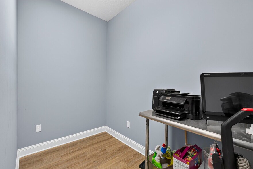 More Photos Of 6100 Greenland Rd, Jacksonville Medical For Sale