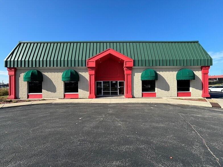 Primary Photo Of 200 Collins Rd NE, Cedar Rapids Specialty For Lease