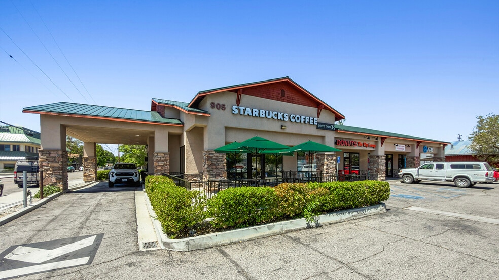 Primary Photo Of 905 N Main St, Bishop General Retail For Sale