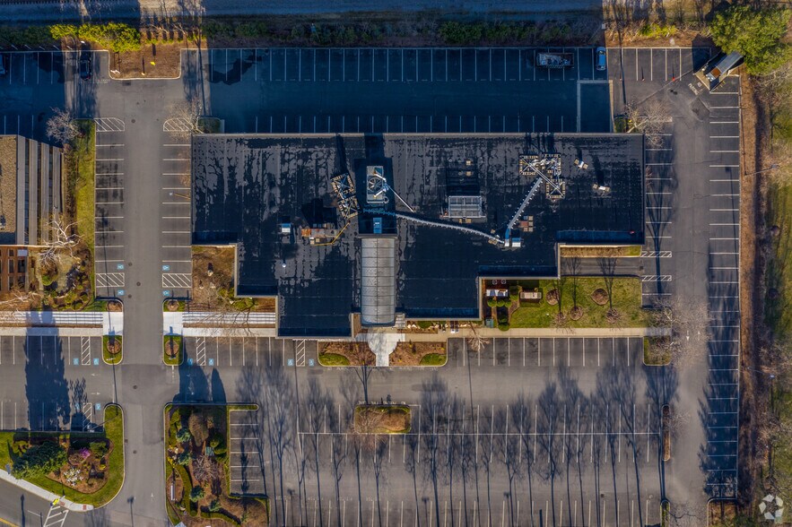 More Photos Of 150 Grossman Dr, Braintree Coworking Space