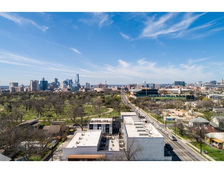 More Photos Of 1701 E Martin Luther King Jr Blvd, Austin Apartments For Lease