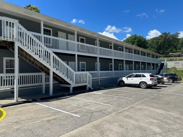 More Photos Of 432 4th Ave, Dalton Multifamily For Sale