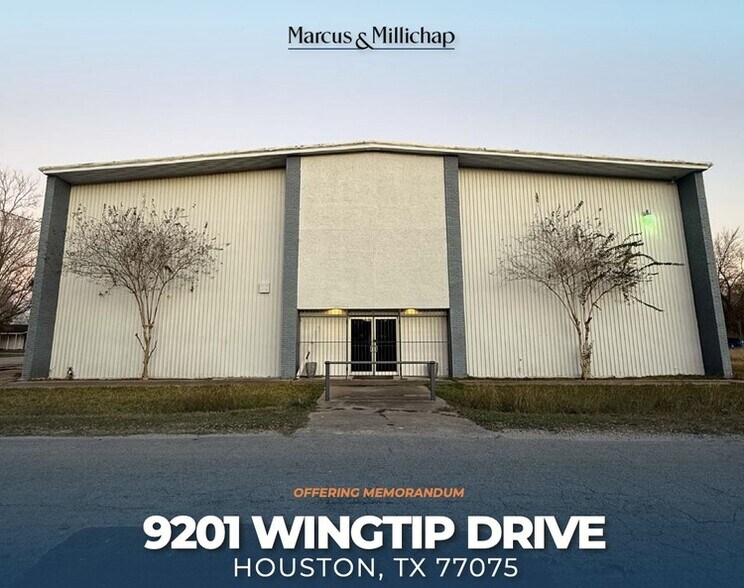 Primary Photo Of 9201 Wingtip Dr, Houston Warehouse For Sale
