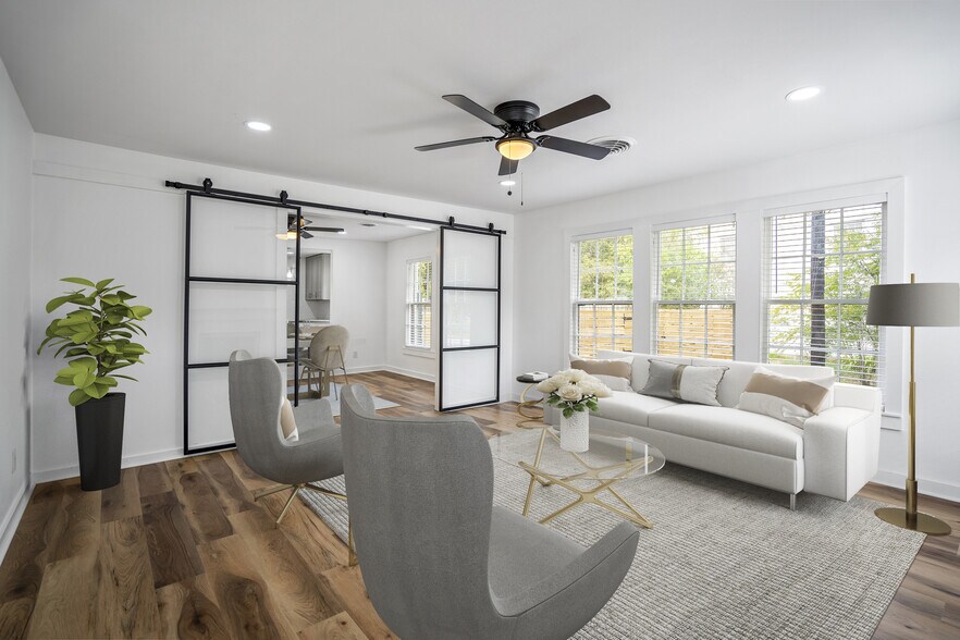 More Photos Of 907 E 27th St, Bryan Apartments For Sale