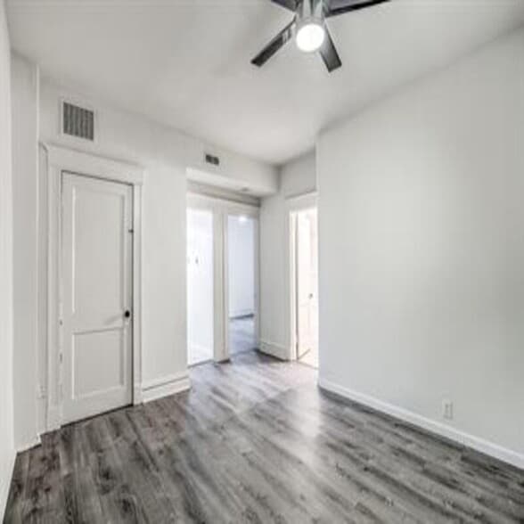 More Photos Of 1722 Waverly Pl, Saint Louis Apartments For Sale