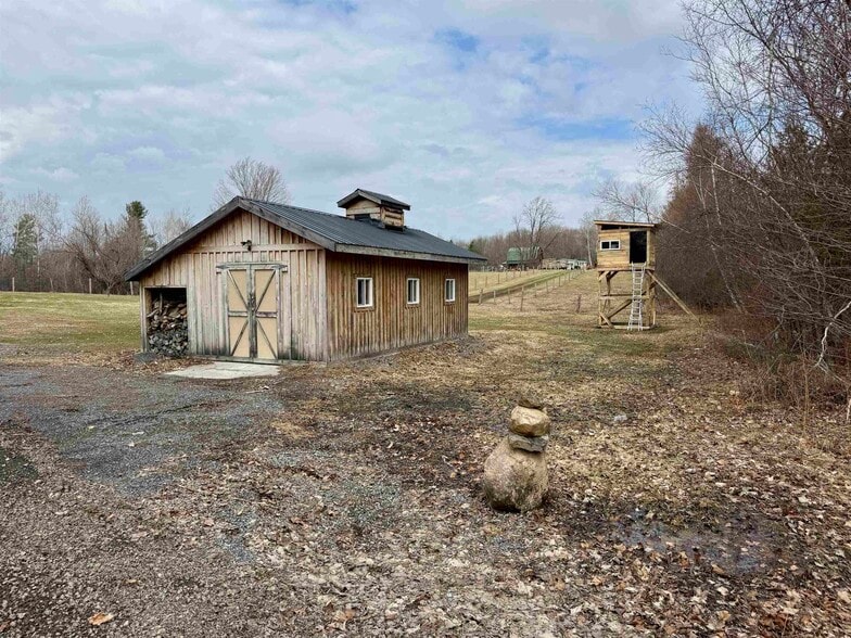 More Photos Of 51 Crane Rd, Winthrop General Retail For Sale