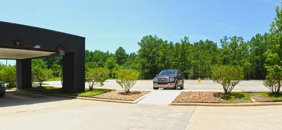 More Photos Of 1110 N Loop 336 W, Conroe Office For Lease