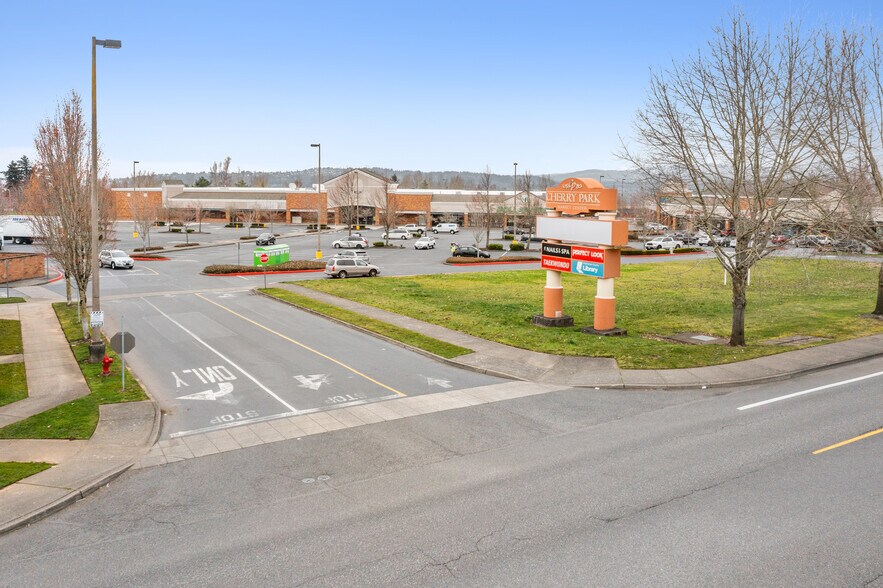 More Photos Of 2483-2501 SW Cherry Park Rd, Troutdale General Retail For Sale