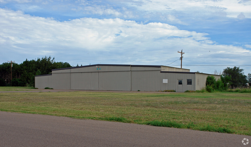 Primary Photo Of 11909 County Road 2500, Lubbock Airplane Hangar For Lease