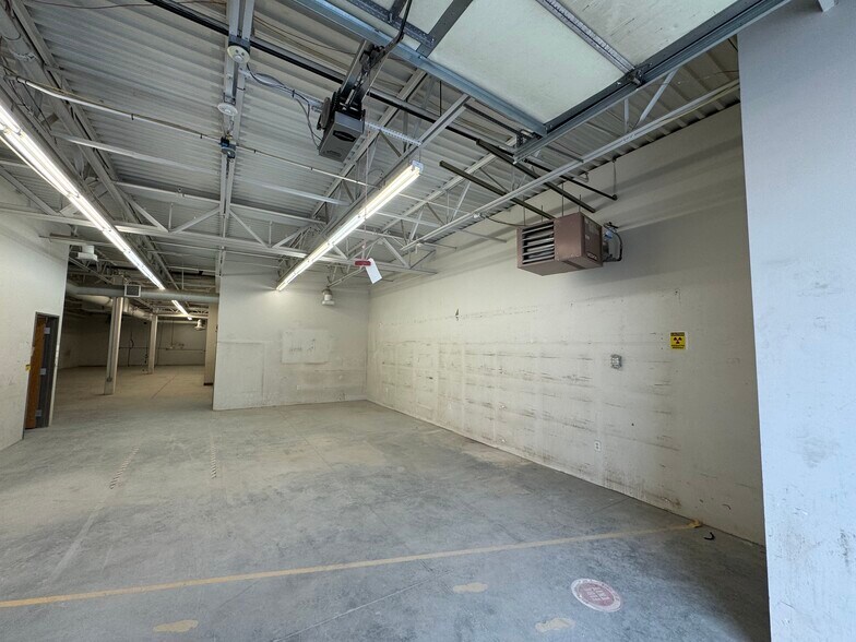 More Photos Of 6949 S High Tech Dr, Midvale Office For Lease