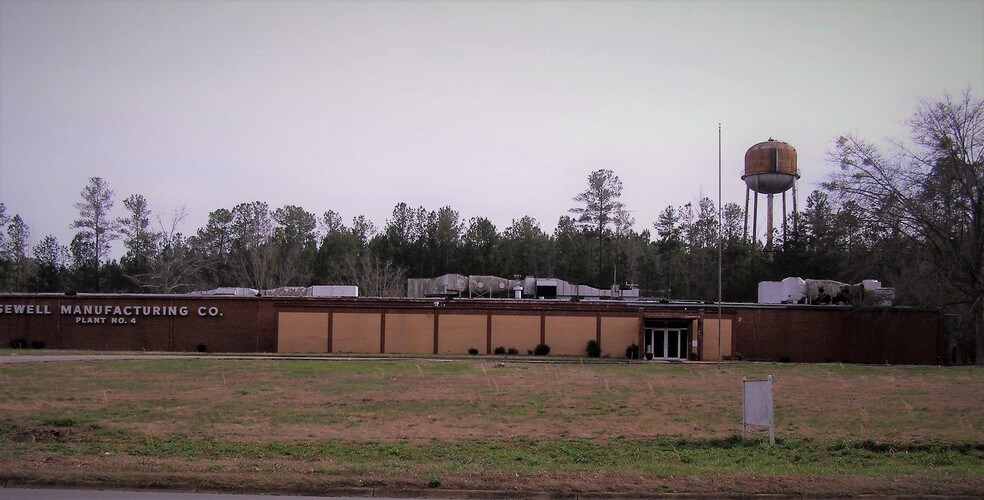 More Photos Of 2580 Highway 46, Heflin Warehouse For Lease