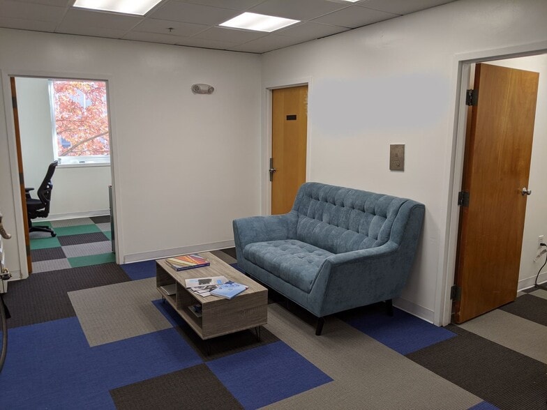 More Photos Of 552 Massachusetts Ave, Cambridge Office For Lease