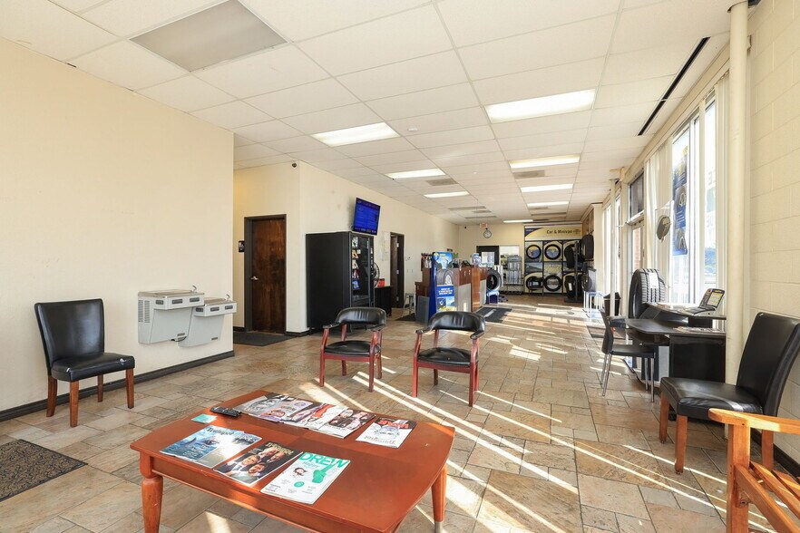 More Photos Of 2650 W I-20, Grand Prairie Unknown For Lease