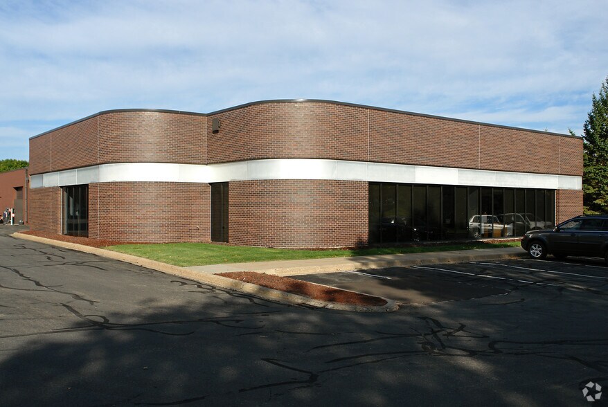 Primary Photo Of 1370 Mendota Heights Rd, Mendota Heights Office For Sale
