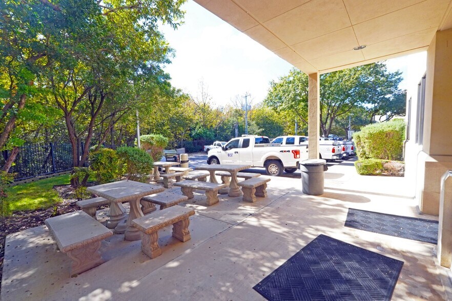 More Photos Of 12940 Country, San Antonio Office For Sale