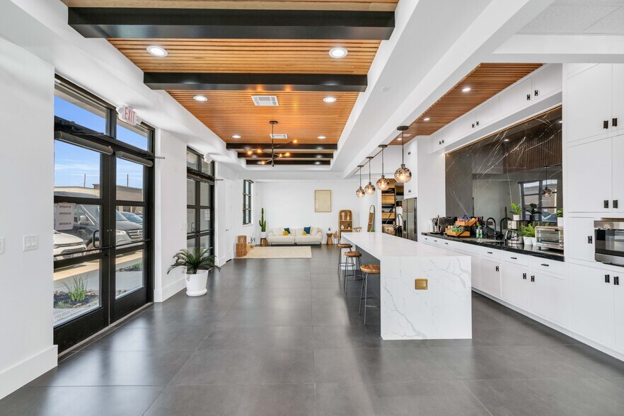 More Photos Of 8118 Fry Rd, Cypress Office For Sale