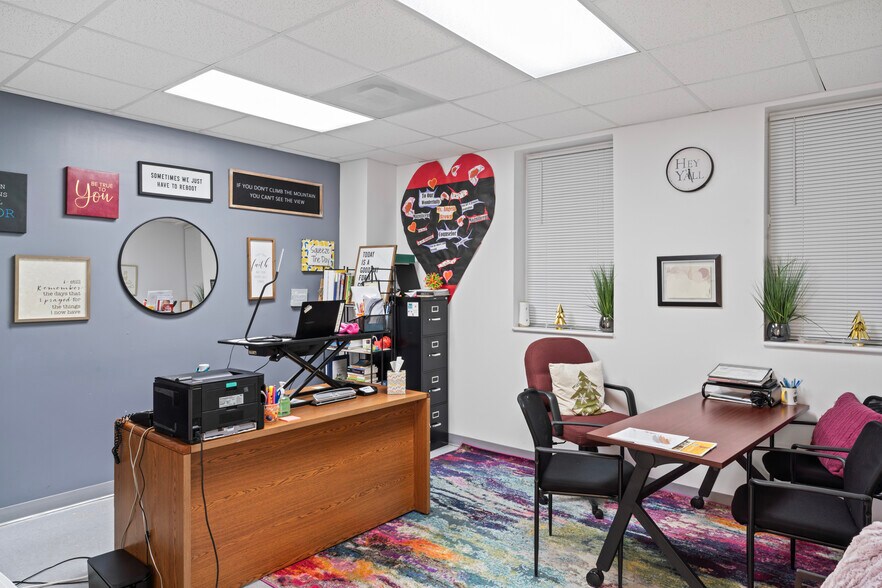 More Photos Of 216 S Peyton St, Alexandria Schools For Sale