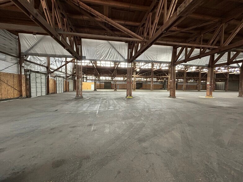 More Photos Of 3599 E Ainsworth Ave, Pasco Warehouse For Lease