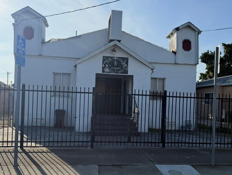 Primary Photo Of 9941 D St, Oakland Specialty For Sale