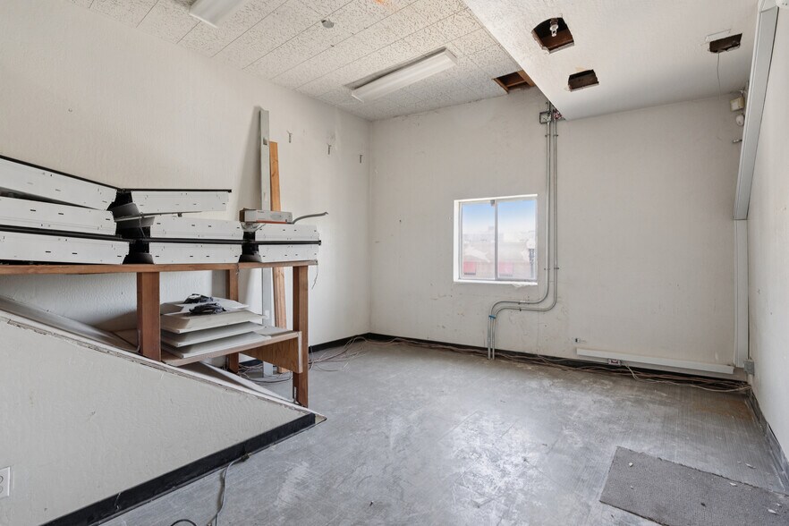 More Photos Of 1315 Burlingame Ave, Burlingame General Retail For Lease
