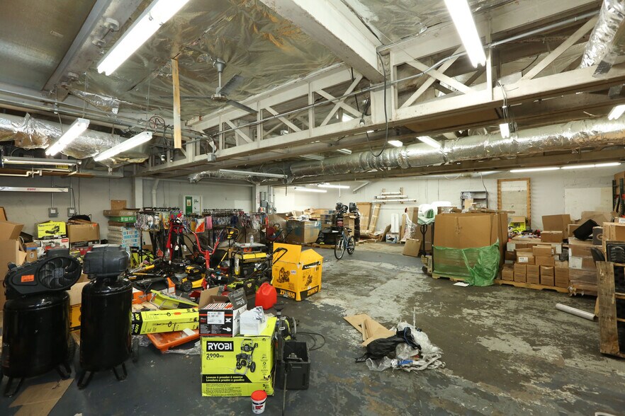 More Photos Of 620 South Ave, Rochester Light Manufacturing For Sale