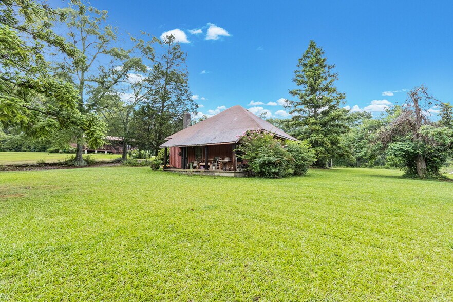 More Photos Of 200 Ross St, Carrollton Land For Sale