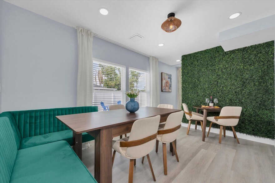 More Photos Of 4000 46th St N, Saint Petersburg Hospitality For Sale