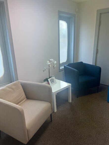 More Photos Of 171 Green Meadows Dr S, Lewis Center Office Residential For Sale