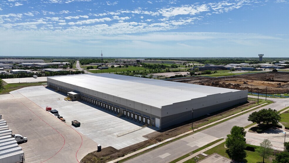 More Photos Of 901 S 2nd Ave, Mansfield Warehouse For Sale