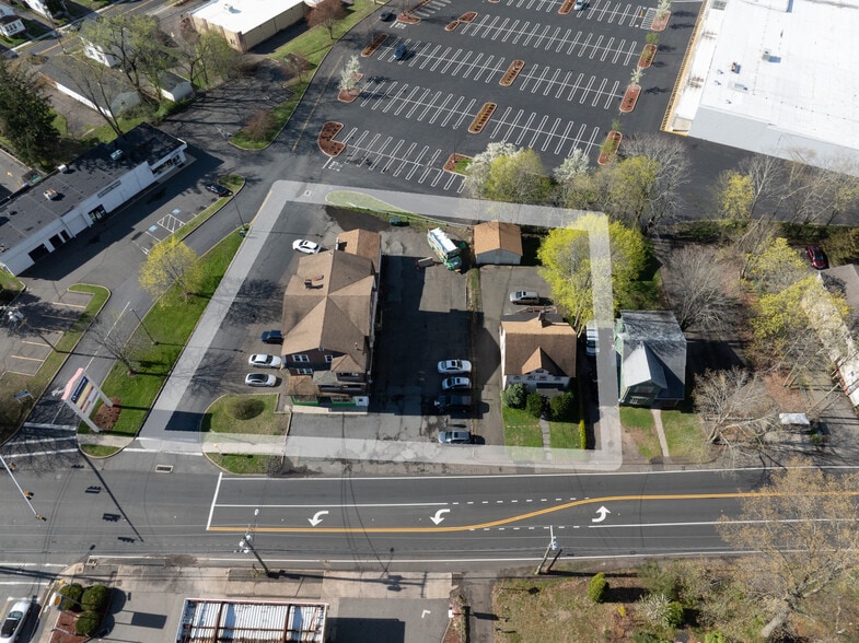 More Photos Of 584 W Main St, Meriden Storefront Retail Residential For Sale