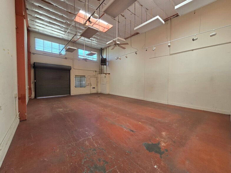 More Photos Of 931 N Amphlett Blvd, San Mateo Distribution For Lease