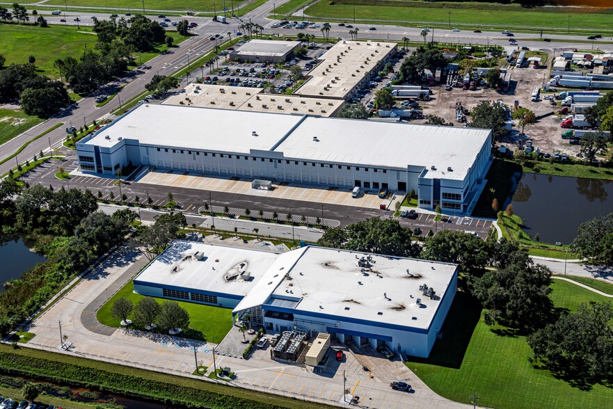 Primary Photo Of 5424-5402 Hangar Court, Tampa Distribution For Lease