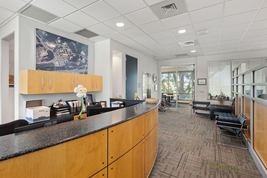 More Photos Of 503 Oberlin Rd, Raleigh Office For Sale