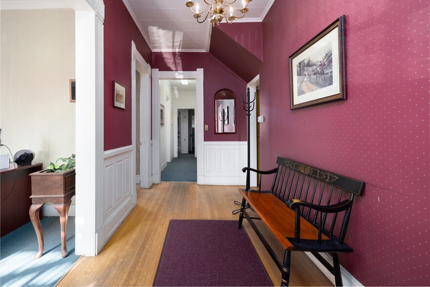 More Photos Of 59 Central Ave, Waterbury Office For Sale