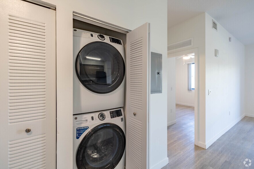 More Photos Of 26315 Parker Ave, Naranja Apartments For Lease