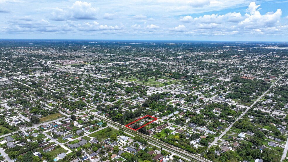 More Photos Of 3874 7th Ave N, Lake Worth Apartments For Sale