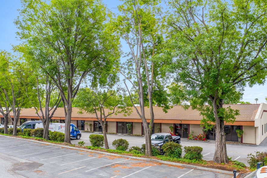 More Photos Of 2485 Autumnvale Dr, San Jose Warehouse For Sale