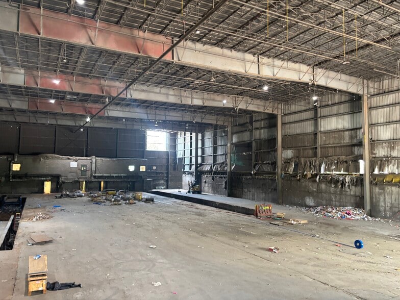More Photos Of 7175 Kit Kat Rd, Elkridge Warehouse For Lease