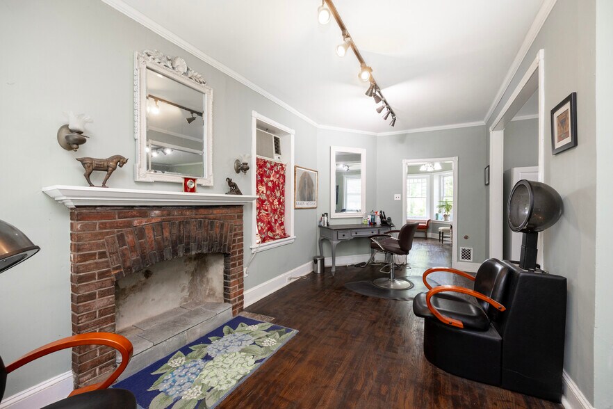 More Photos Of 234 Conestoga Rd, Wayne Specialty For Sale