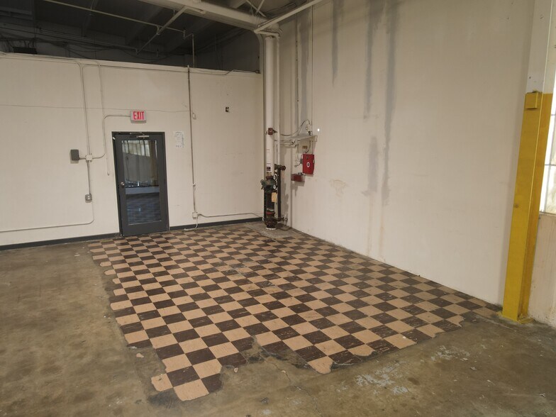 More Photos Of 3850 Santa Fe Ave, Vernon Manufacturing For Lease