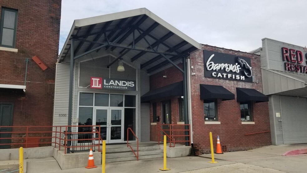More Photos Of 8300 Earhart Blvd, New Orleans Loft Creative Space For Lease