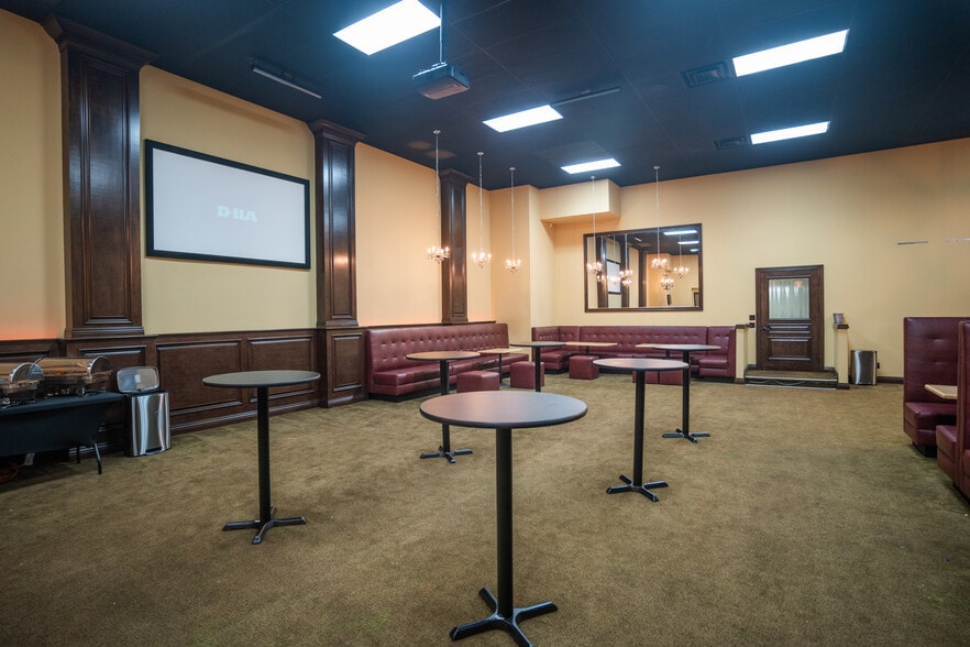 More Photos Of 1321 Sartori Ave, Torrance Storefront Retail Office For Lease