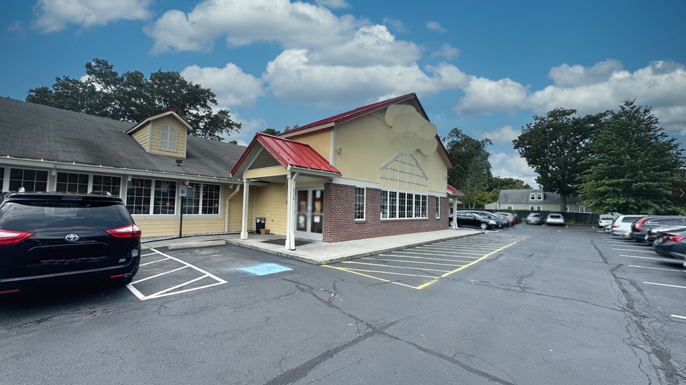 More Photos Of 436 Parker St, Springfield Restaurant For Sale