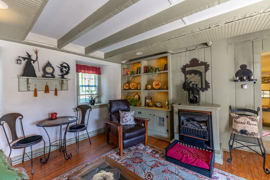 More Photos Of 547 Baltimore Pike, Glen Mills Office For Sale
