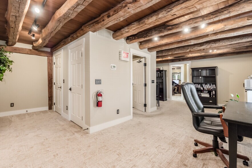 More Photos Of 109 S High St, Dublin Loft Creative Space For Sale